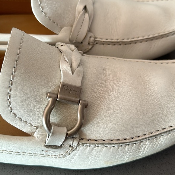 Ferragamo shoes in white leather size 10 - Picture 2 of 5